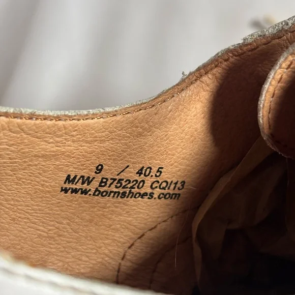 Born Elegant Two-Tone Leather Oxford Shoes - Picture 9 of 9